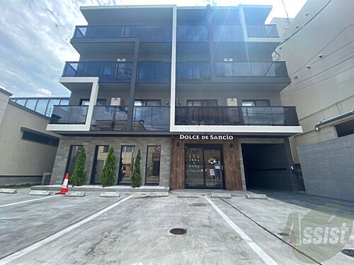 北海道札幌市中央区南三条西２３丁目 4階建