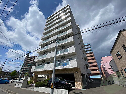 北海道札幌市中央区南六条西１８丁目 10階建 築11年