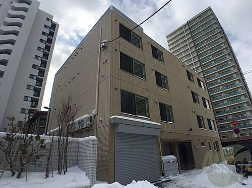 北海道札幌市中央区北三条東６丁目 4階建 築1年5ヶ月