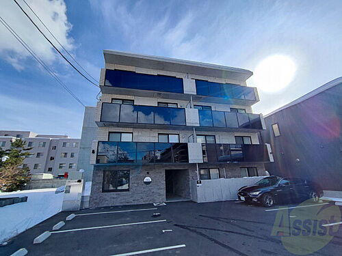 北海道札幌市中央区南二十三条西８丁目 4階建 築1年10ヶ月