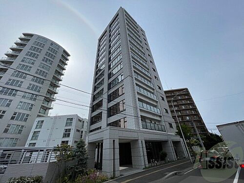 北海道札幌市中央区北五条西２８丁目 14階建 築6年11ヶ月
