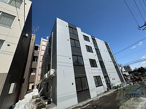 北海道札幌市中央区北二条東１２丁目 4階建 築1年9ヶ月
