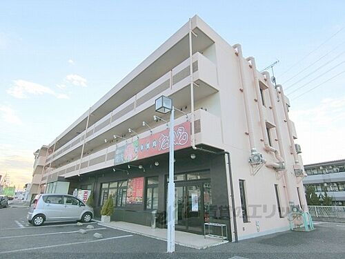 滋賀県野洲市小篠原 3階建