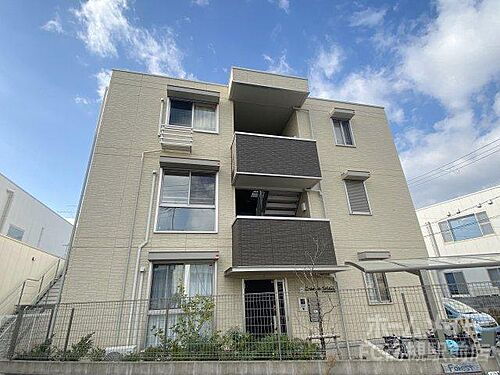 大阪府高槻市浦堂２丁目 築6年11ヶ月 3階建