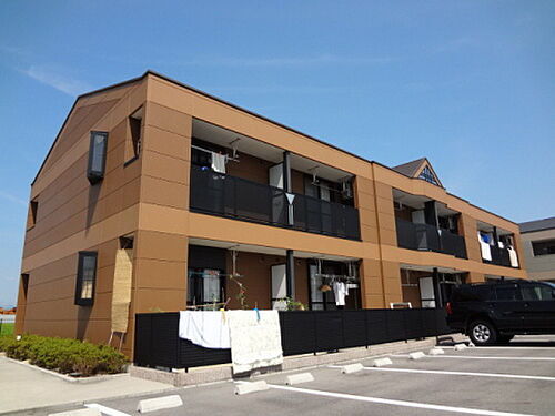 滋賀県東近江市宮荘町 2階建 築16年8ヶ月