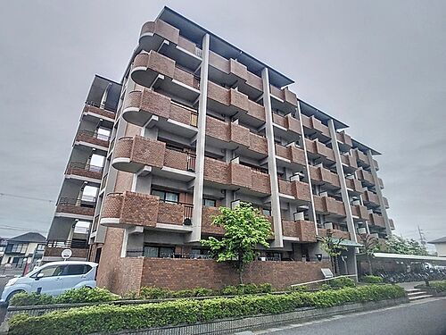 滋賀県栗東市綣１丁目 賃貸マンション