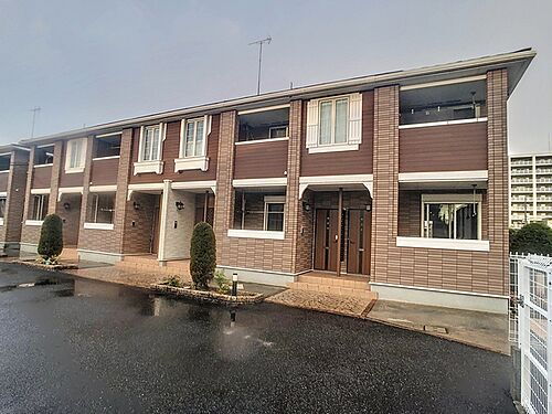 滋賀県草津市南草津５丁目 築13年3ヶ月 2階建