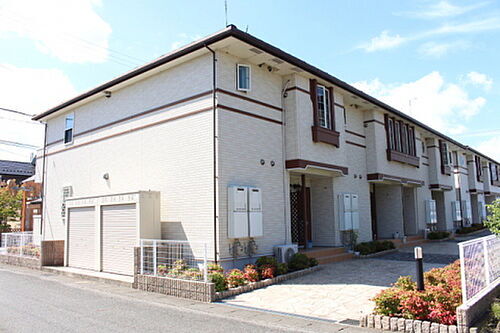 滋賀県野洲市西河原 築12年11ヶ月 2階建