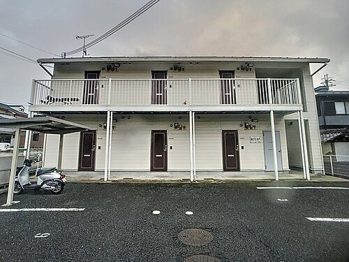 滋賀県近江八幡市上野町 築22年9ヶ月 2階建