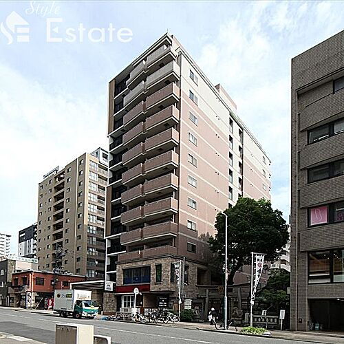 愛知県名古屋市東区泉１丁目 12階建 築21年10ヶ月