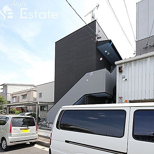愛知県名古屋市守山区八剣２丁目 2階建 築7年4ヶ月