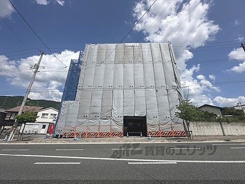 京都府亀岡市篠町馬堀東垣内 5階建 
