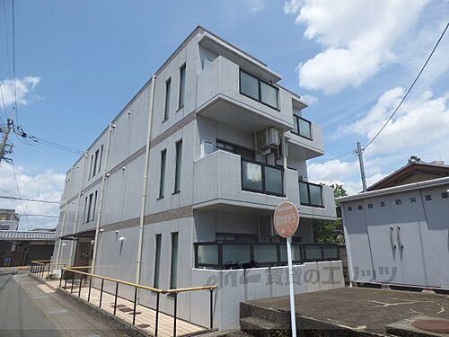 京都府長岡京市馬場 築19年8ヶ月 3階建