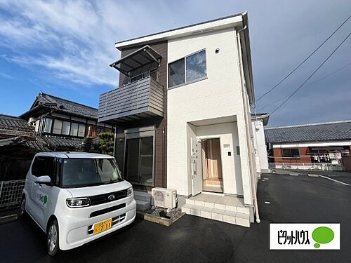 滋賀県近江八幡市安土町小中 築2年9ヶ月 2階建