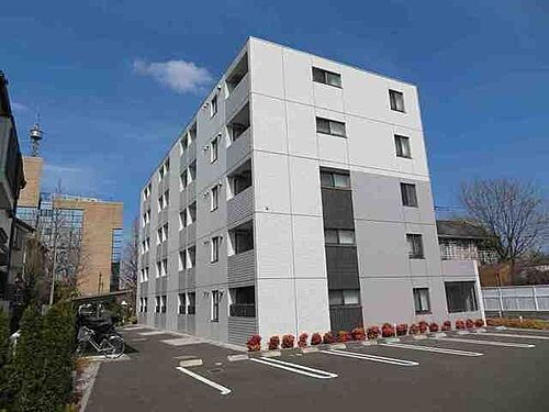 東京都八王子市東浅川町 5階建 築8年