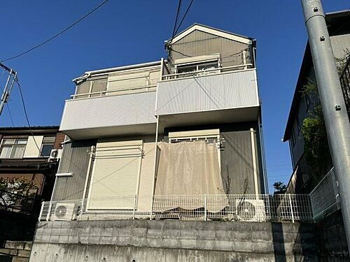 アザレ岡上 2階建