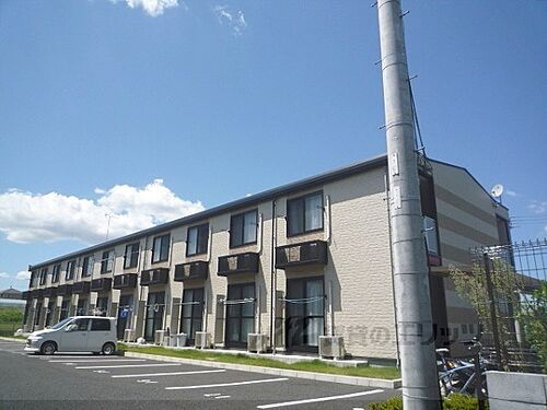 滋賀県大津市月輪３丁目 2階建