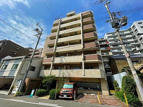 大阪府大阪市天王寺区上本町８丁目 9階建