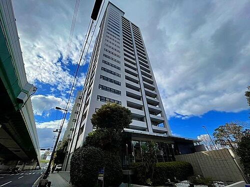 大阪府大阪市中央区馬場町 地上24階地下1階建 築22年8ヶ月