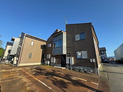 新潟県新発田市舟入町３丁目 賃貸アパート