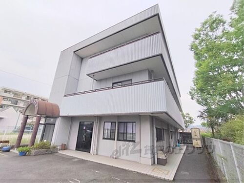 奈良県奈良市法蓮町 3階建 築32年9ヶ月