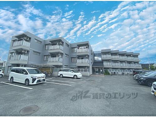 大阪府枚方市渚南町 築29年 3階建