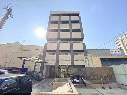 大阪府枚方市磯島南町 築4年10ヶ月 6階建