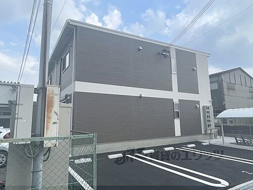 大阪府寝屋川市堀溝１丁目 築1年7ヶ月 2階建