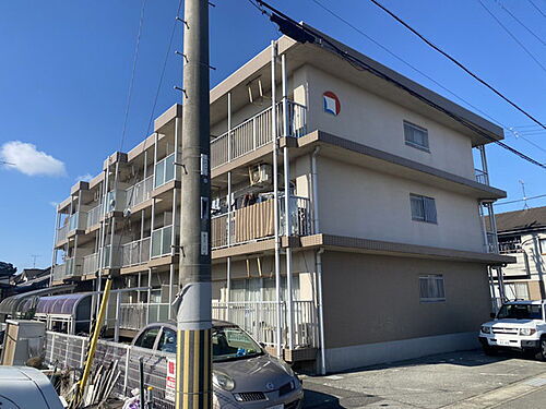兵庫県加古川市平岡町一色東２丁目 3階建