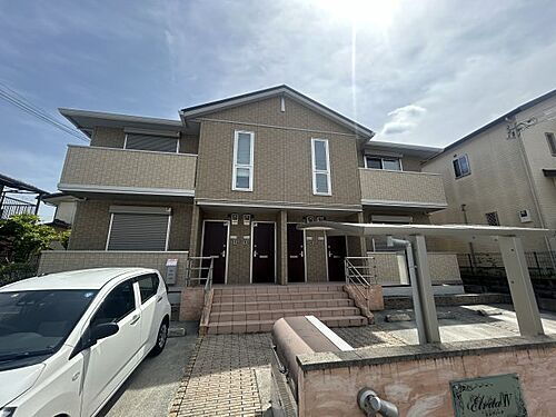 兵庫県三木市緑が丘町西４丁目 2階建 築8年9ヶ月