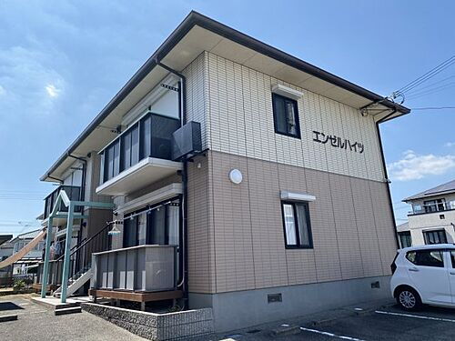 兵庫県加東市梶原 2階建