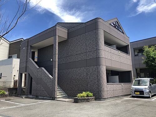 兵庫県加東市南山２丁目 2階建
