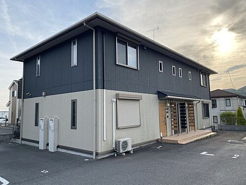 兵庫県加東市多井田 2階建