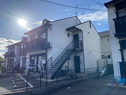 兵庫県加東市上中２丁目 2階建