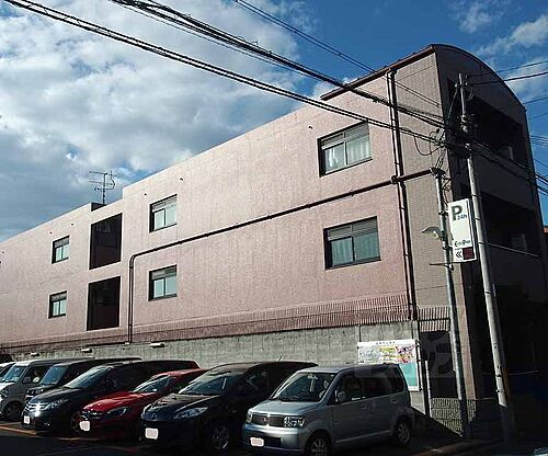 京都府京都市下京区金換町 築25年5ヶ月 3階建