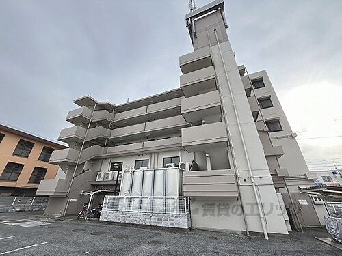 奈良県大和高田市大字市場 5階建