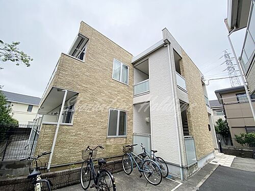 神奈川県鎌倉市小袋谷２丁目 2階建 築13年