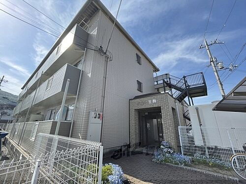 奈良県生駒市壱分町 3階建 築31年2ヶ月