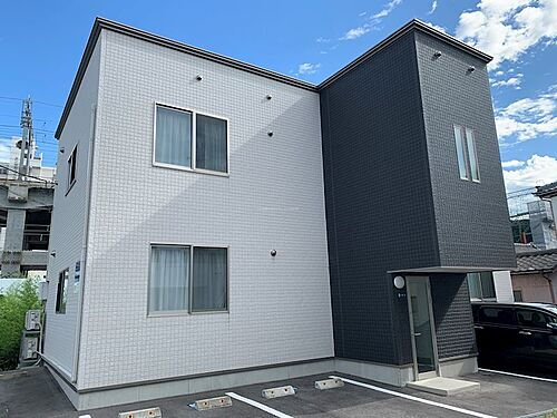 新潟県新潟市中央区長嶺町 賃貸アパート