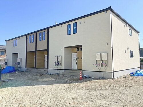 京都府南丹市園部町木崎町中川端  2階建