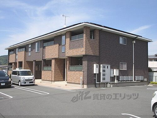 兵庫県丹波篠山市東吹 築9年1ヶ月 2階建