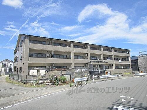 京都府亀岡市篠町馬堀南垣内 3階建 築29年7ヶ月