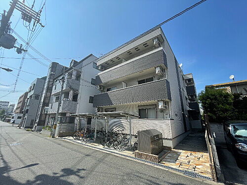 大阪府大阪市住吉区苅田５丁目 築11年10ヶ月 3階建