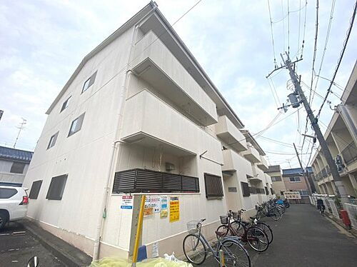 森田ツインコーポ 3階建