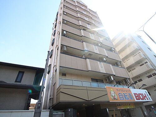 大阪府大阪市住吉区長居４丁目 9階建