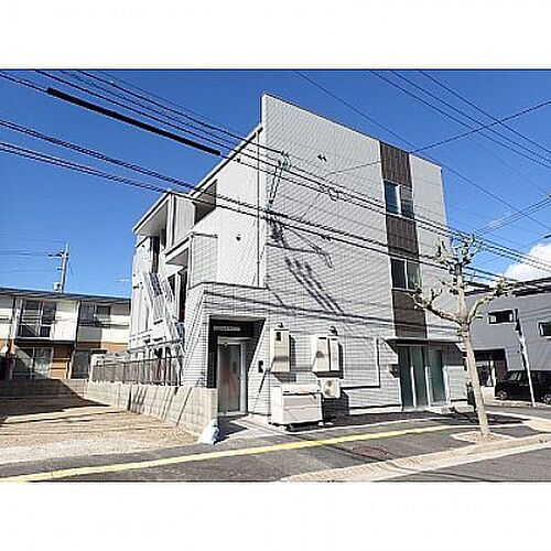 広島県広島市西区草津新町２丁目 3階建 築2年11ヶ月
