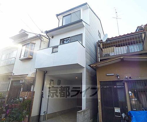 京都府京都市右京区嵯峨野清水町 築31年9ヶ月 2階建