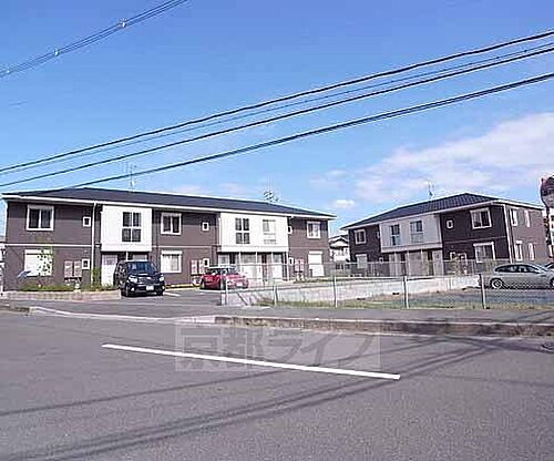 シャーメゾン山崎