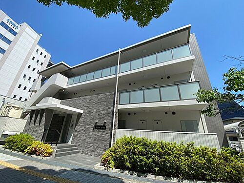 兵庫県姫路市安田４丁目 3階建 築6年4ヶ月