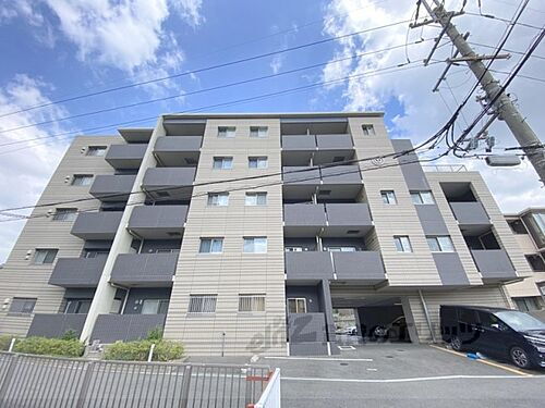奈良県生駒市谷田町 5階建 築8年11ヶ月